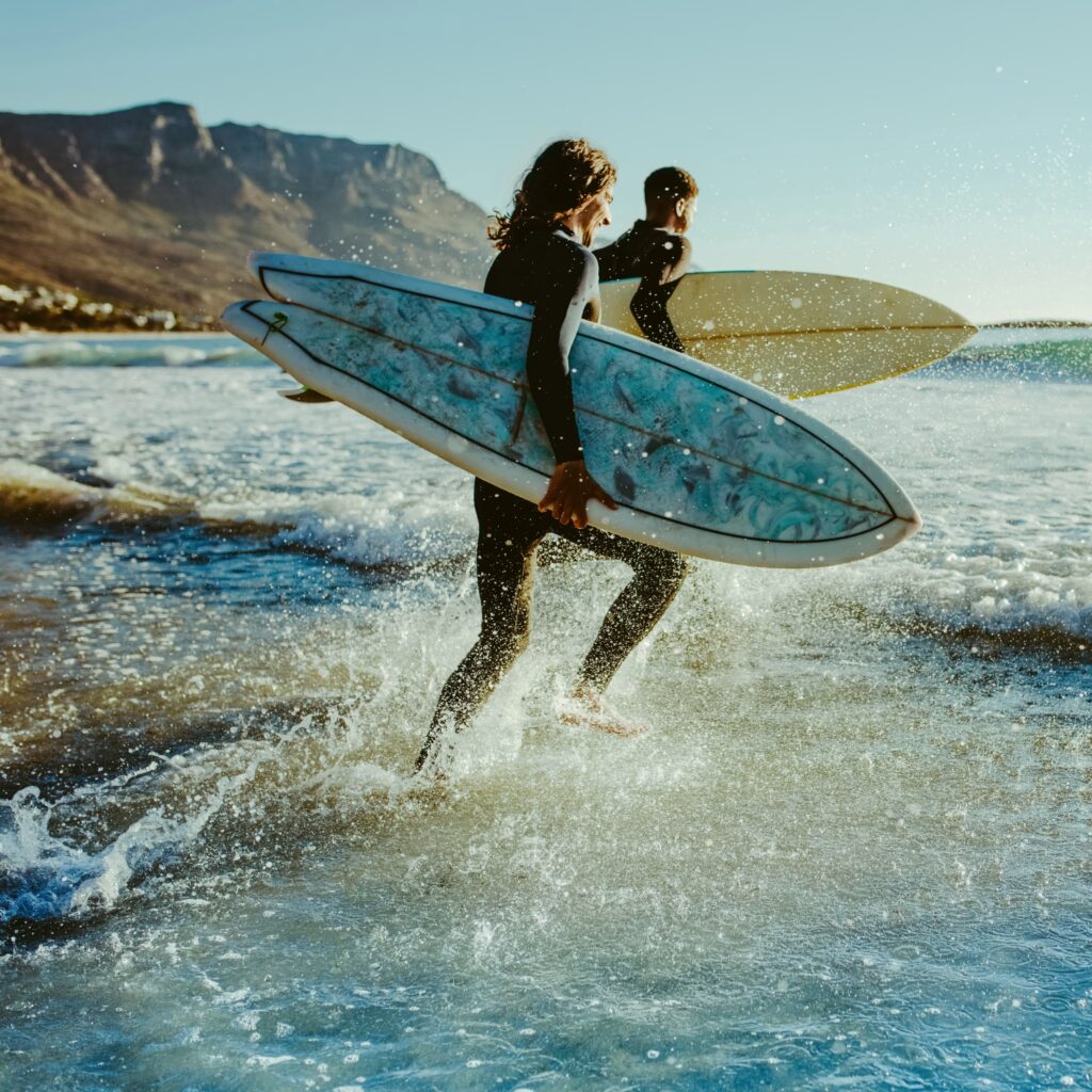 Contacta a Wellenkind Surfschool.